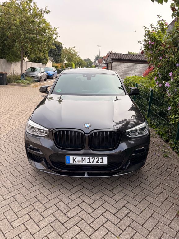 Image of BMW X4 M40