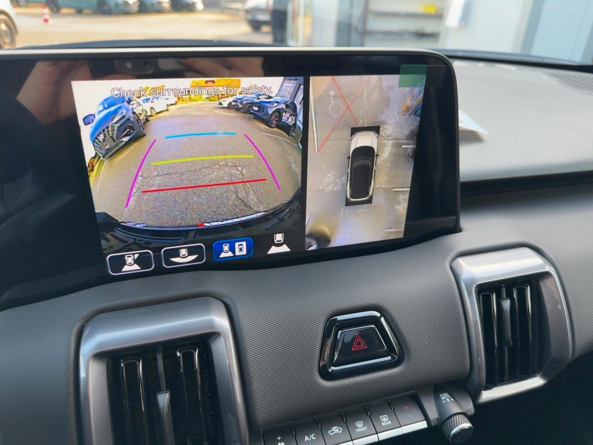 Fahrzeugabbildung Toyota Urban Cruiser 61kWh Lounge *0,00% Fin bis 30.06*