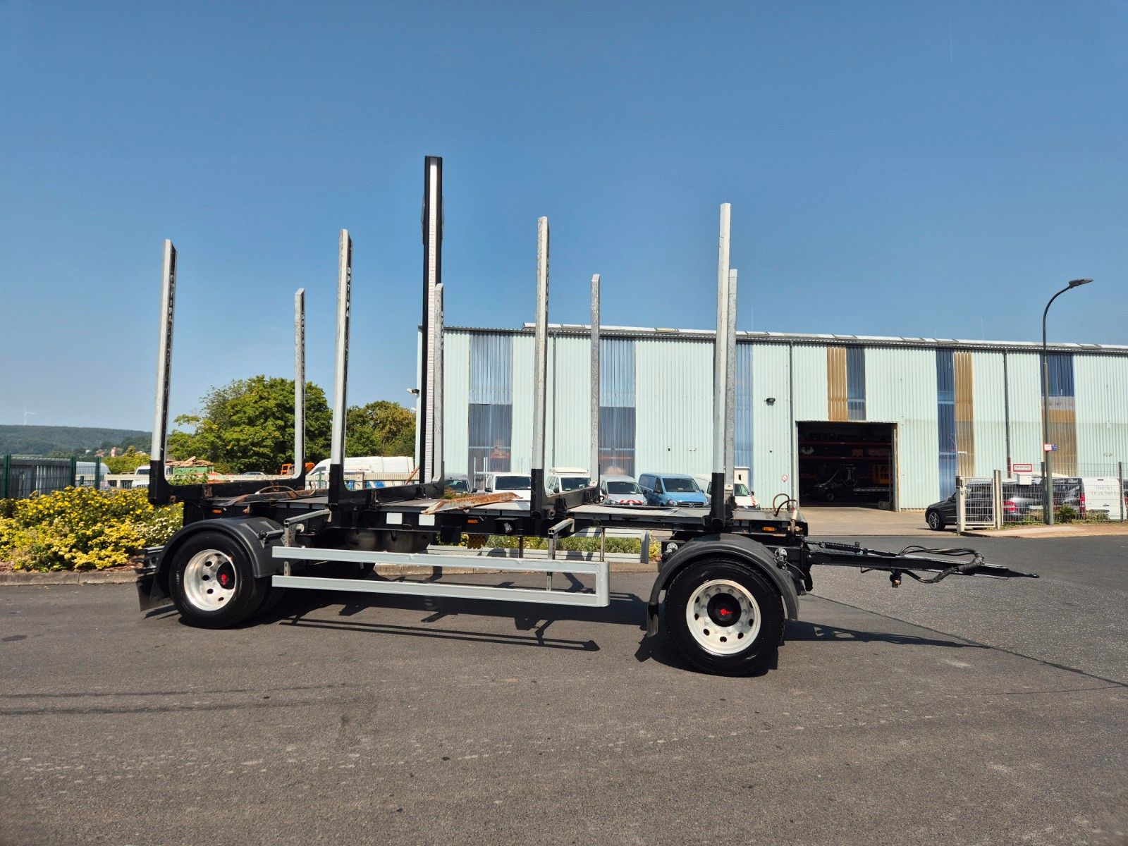 Fahrzeugabbildung PAVIC HTA 20 QSTE 690 SAF Achsen Alu-Felgen