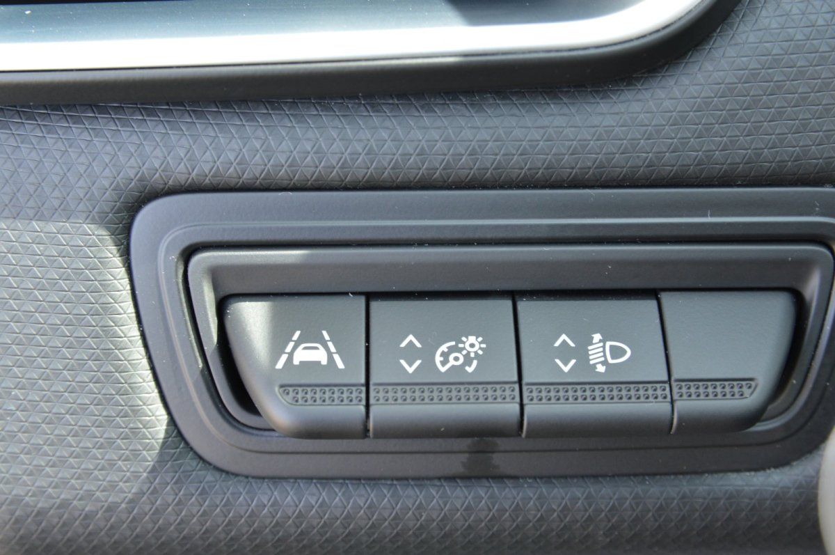 Fahrzeugabbildung Renault Clio V   Intens Automatic LED SHZ