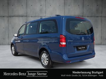 Mercedes V 220 - 9