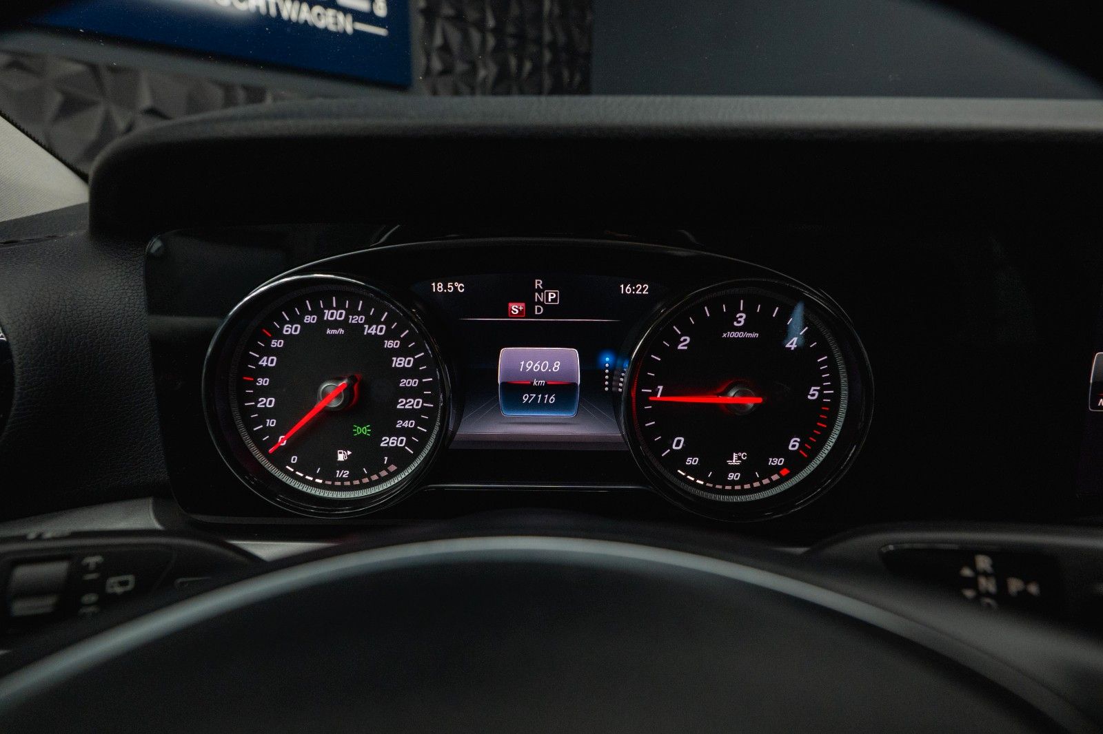 Fahrzeugabbildung Mercedes-Benz E 220d 4Matic Business *LED*Kamera*Scheckheft*