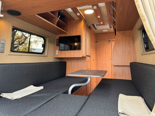 HRZ Freedom Life-Mercedes 3.0-V6-4x4-Standklima-Ahk