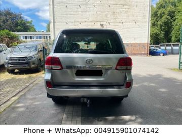 Toyota Land Cruiser - 11