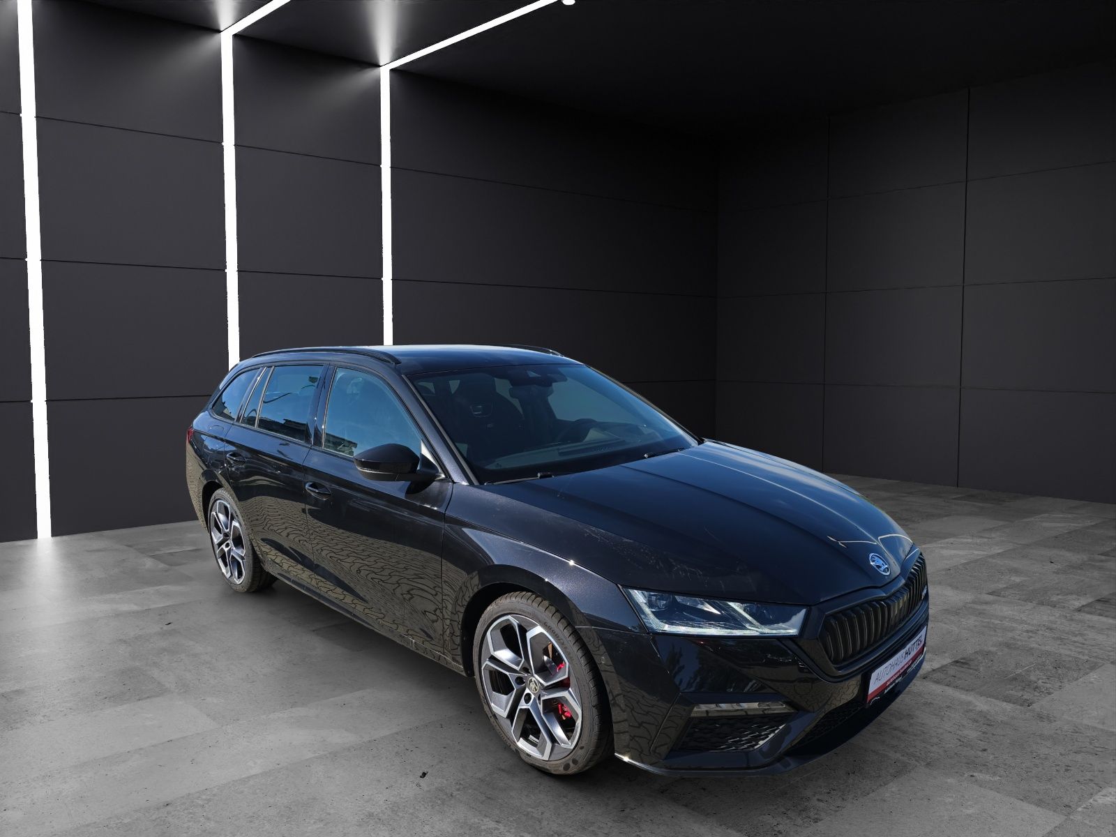 Fahrzeugabbildung SKODA Octavia Combi RS 4x4 2.0 TDI DSG ACC AHK RFK
