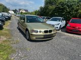 BMW 318 Baureihe 3 Compact 318ti - BMW 318 aus 2001