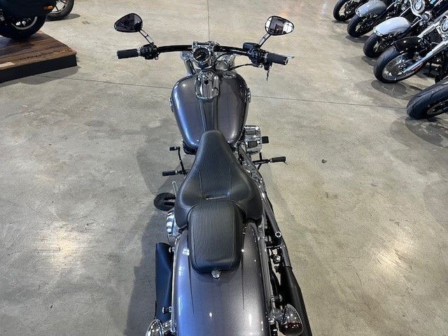 Fahrzeugabbildung Harley-Davidson FXSB Breakout Twin Cam