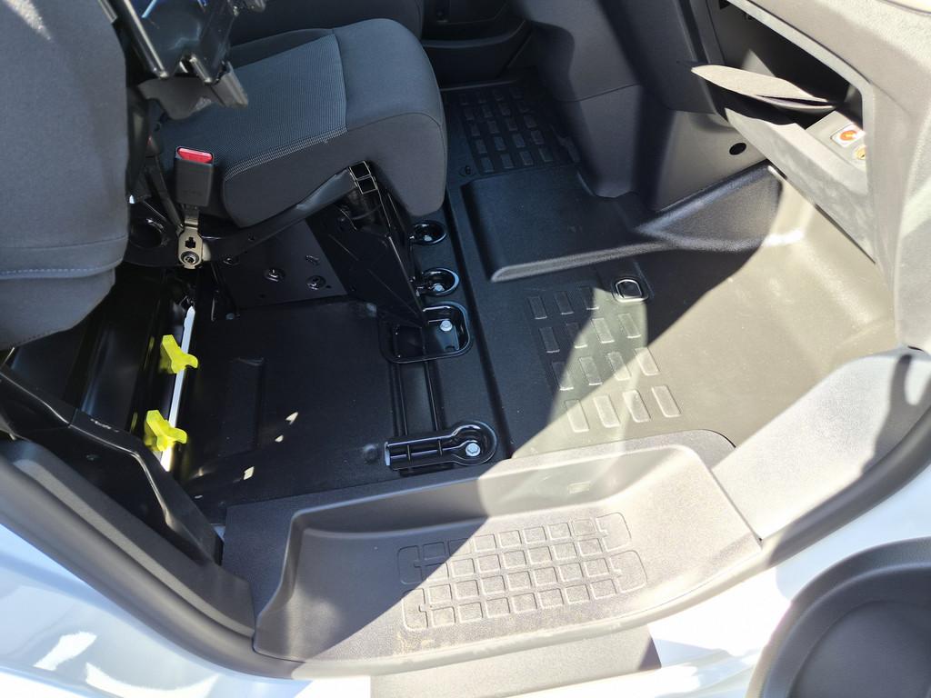 Peugeot Expert L3 Hdi 150 EAT8 Anhängerkupplung LED-Lade