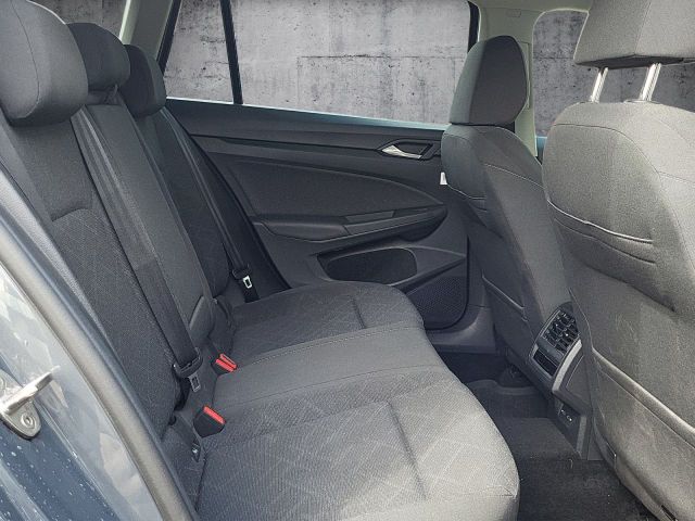Golf VIII Variant 2.0 TDI Aut. Life AHK Climatr.