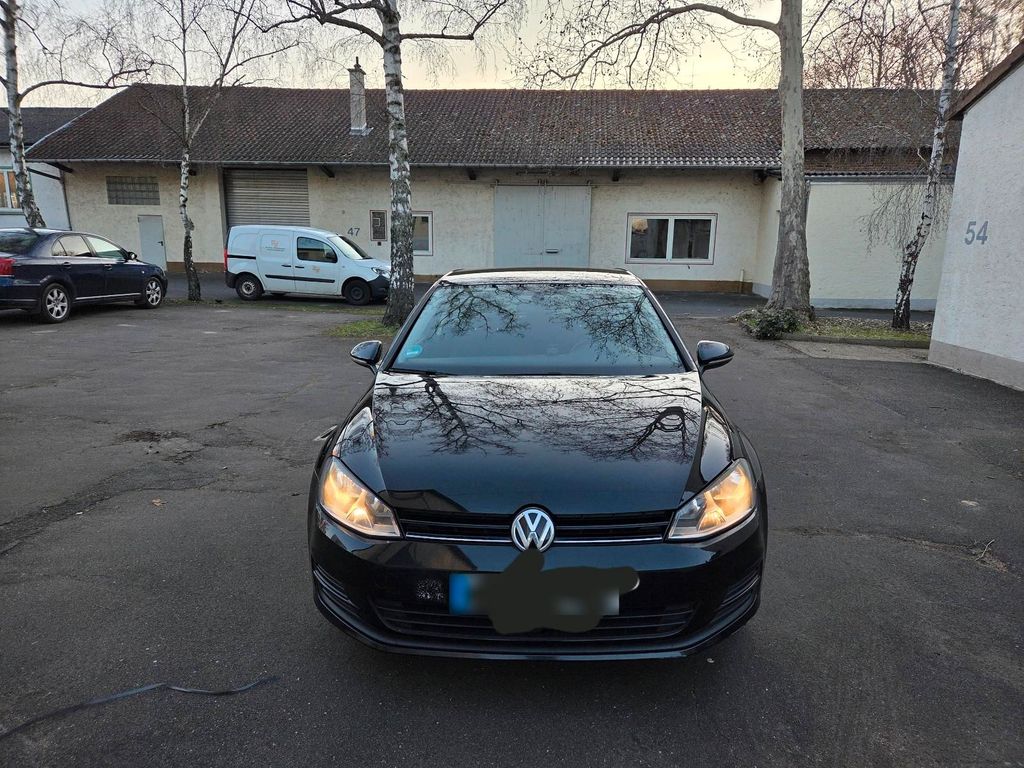 Image of Volkswagen Golf