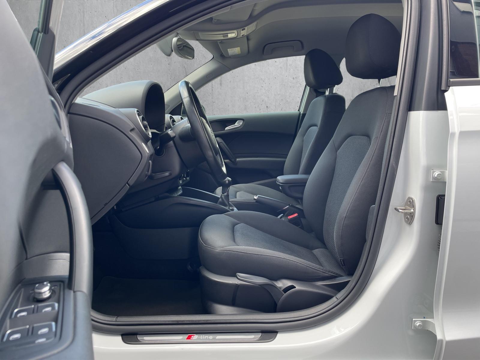 Audi A1 Sportback TFSI*S-Line*MMI*NAVI*SHZ*PDC*Xenon