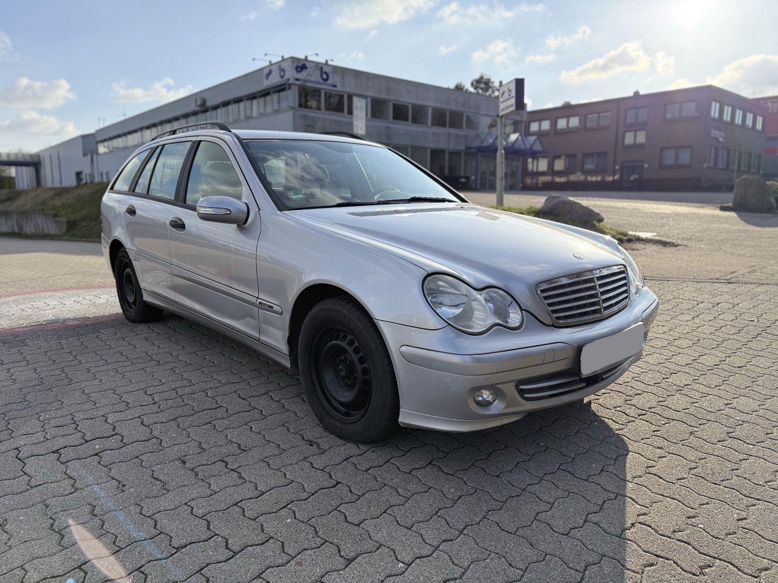 Mercedes-Benz C180 2005 — photo 8