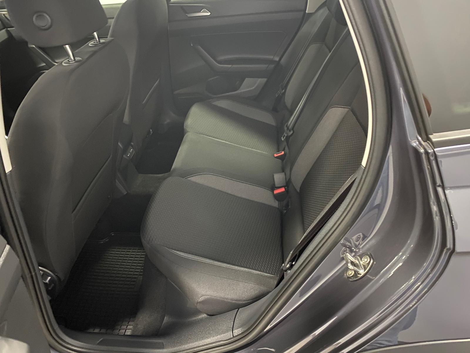 Fahrzeugabbildung Volkswagen Taigo 1.5 TSI ACT Life APP+MATRIX+ALLWETTER+RFK+