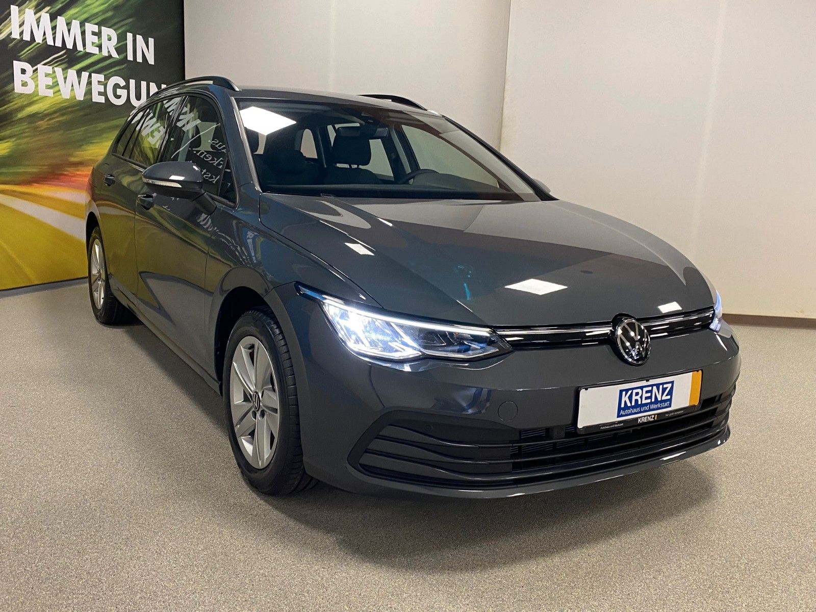 Fahrzeugabbildung Volkswagen Golf 1.5 eTSI DSG Life Variant+GARANTIE bis 2028