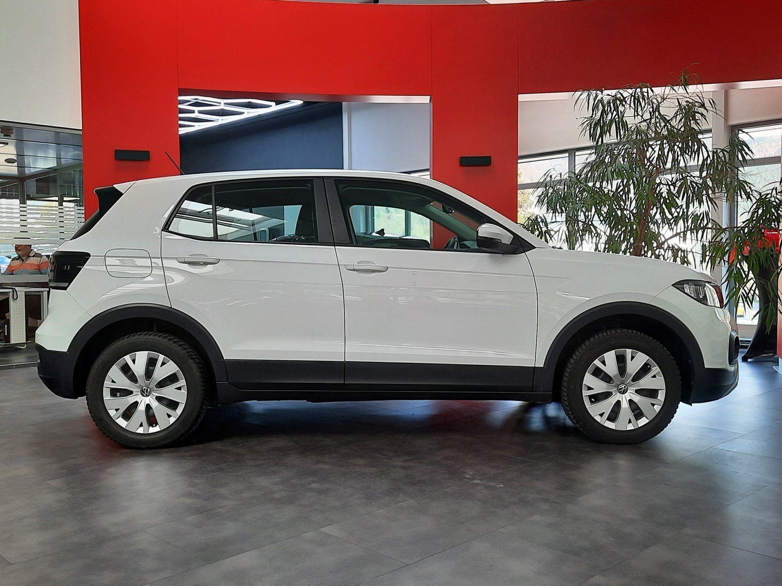 Fahrzeugabbildung Volkswagen T-Cross TSI *Navi*Einparkh.*Sitzhzg.*DAB*VZE*