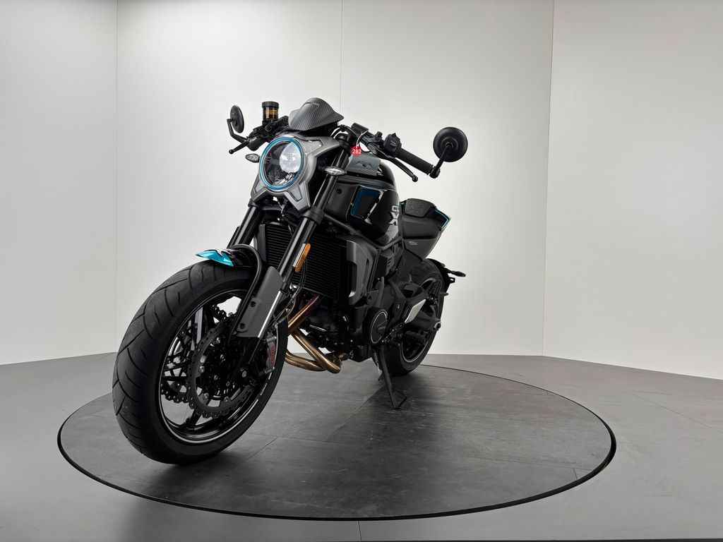 Fahrzeugabbildung CFMOTO CL-X Sport *NEUWERTIGER ZUSTAND