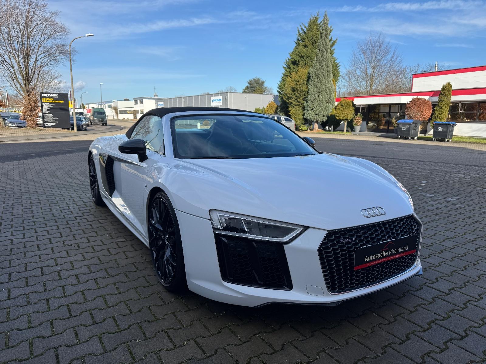 Audi R8 5.2 FSI V10 Quattro Spyder*Carbon*AudiGarant*