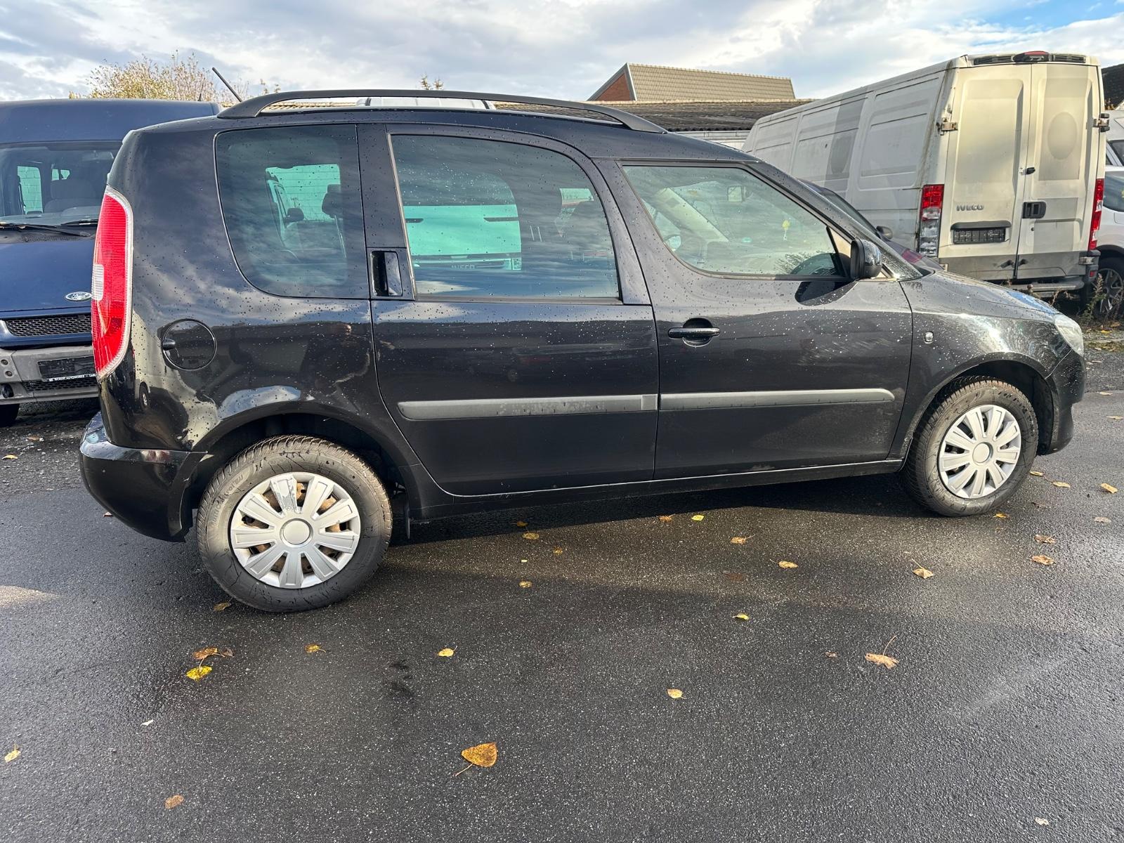 Skoda Roomster 2013 — photo 7