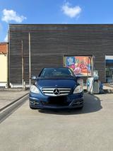 Mercedes-Benz B 150 | 98.000 km | TÜV NEU | Top  - Gebrauchtwagen in Wiesbaden bis 5.000 Euro
