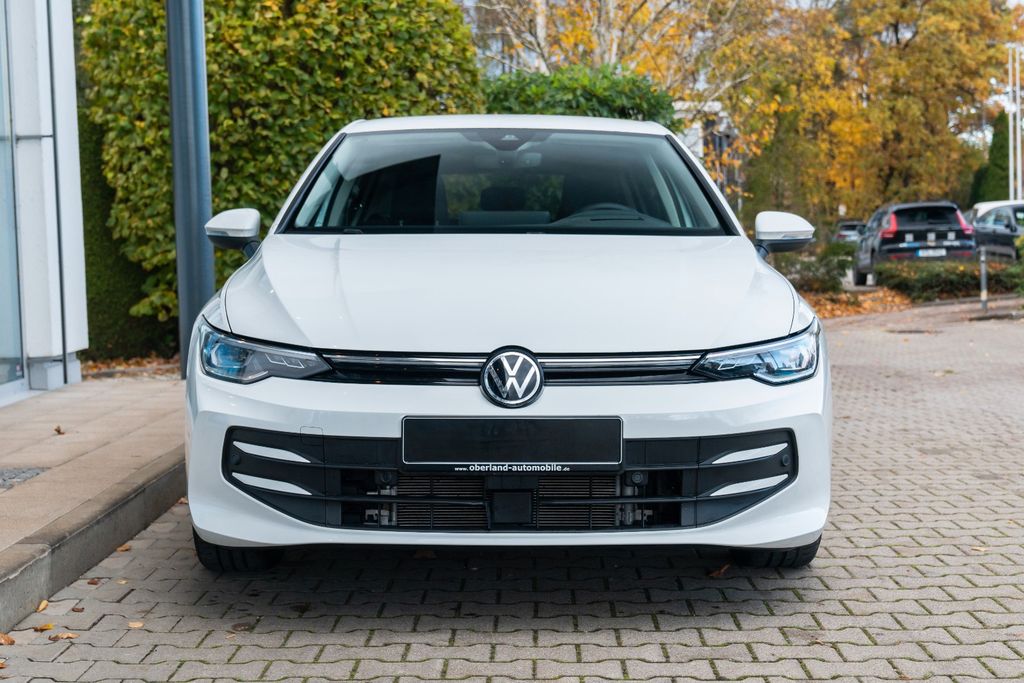 Volkswagen Golf 8 2.0 TDI LIFE/ BUSINESS/ AHK/ LED+ Volkswagen Golf 8 2.0 TDI LIFE/ BUSINESS/ AHK/ LED+