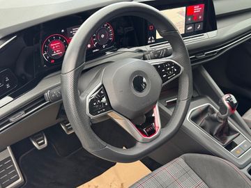 Volkswagen Golf VIII GTI 2,0l TSI 245 PS 6-Gang
