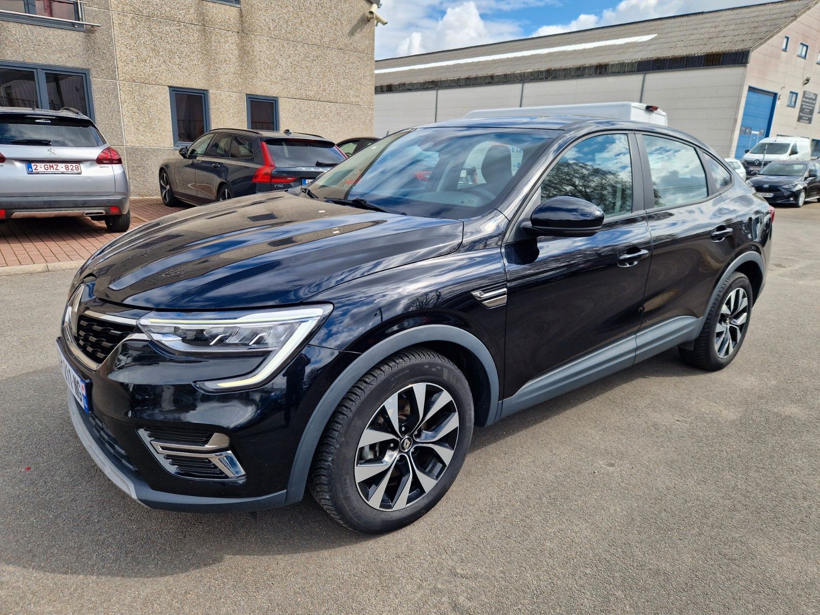 Renault Arkana 1,6 E-TECH Hybrid 145 E-TECH, KLIMA, CAM