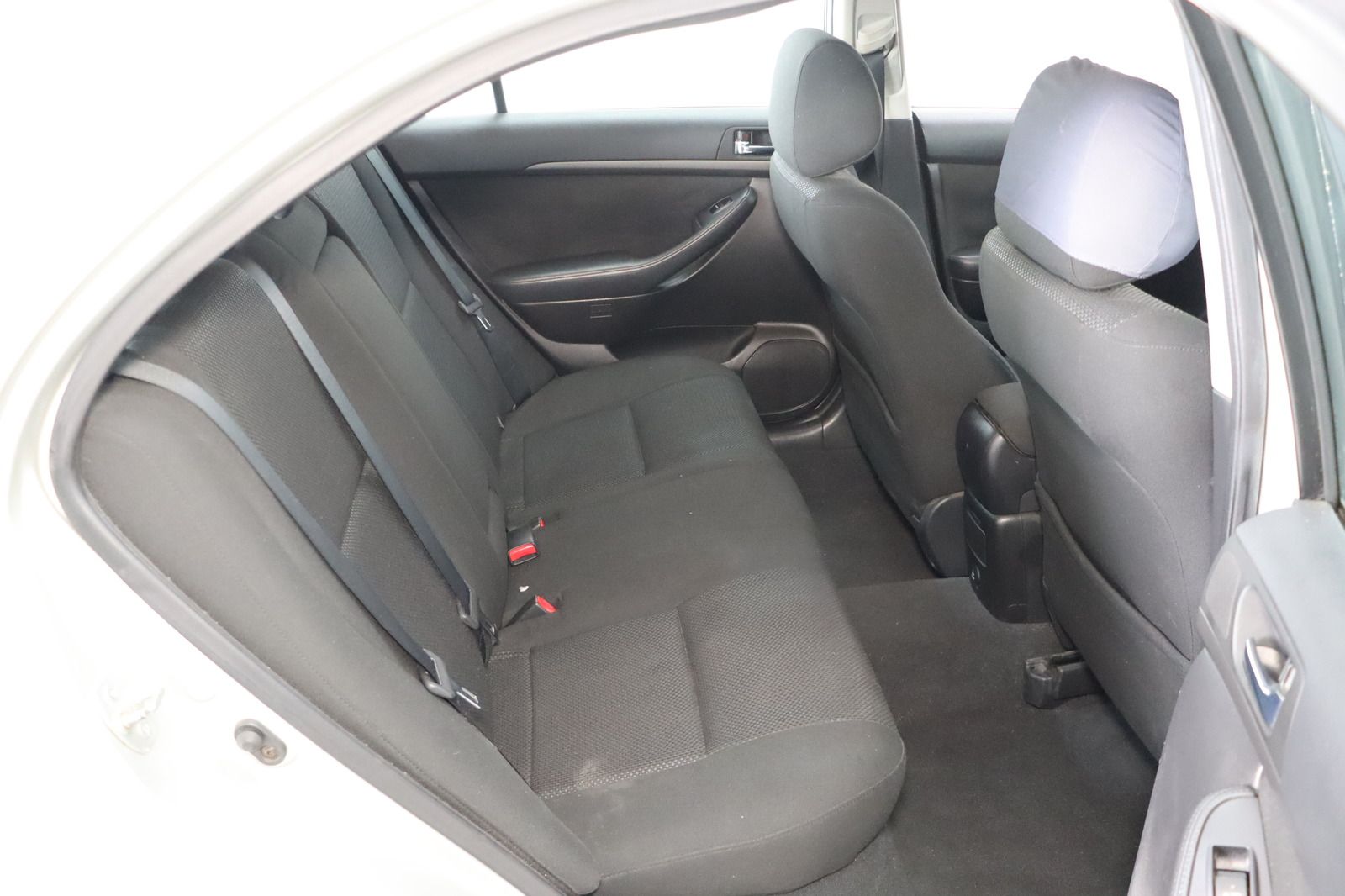 Fahrzeugabbildung Toyota Avensis 2.0-l-VVT-i Executive