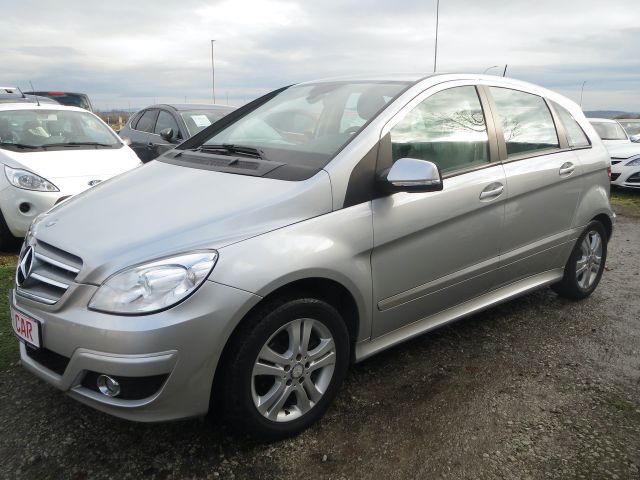 Mercedes-Benz B 170 *BlueEfficiency*Klima*AHK*BT*So+Wi Räder