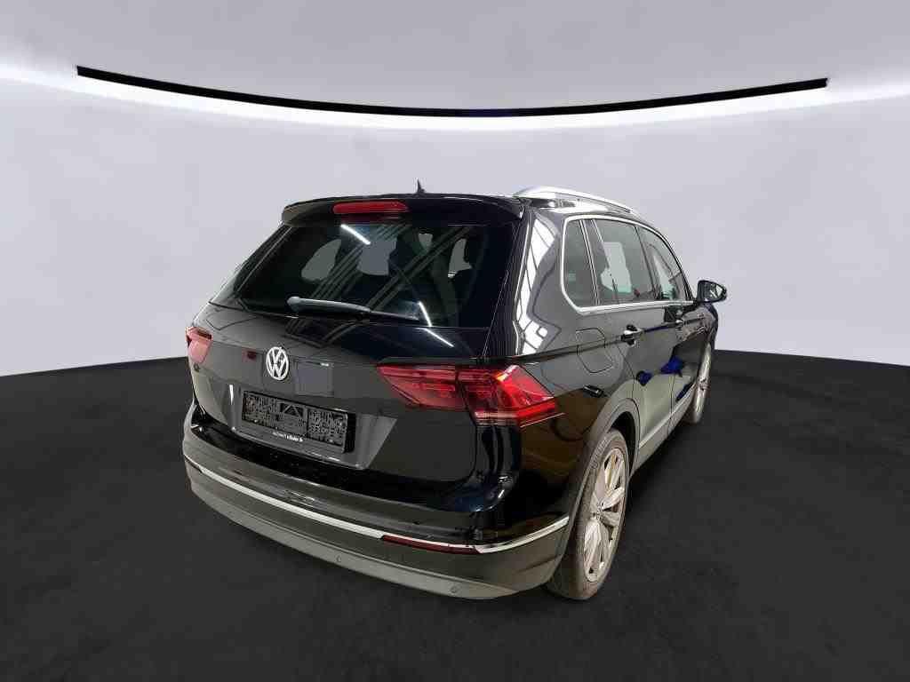 Volkswagen Tiguan Highline DSG 4Motion AHK/ACC/Kamera