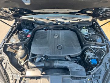 Mercedes E 250 - 11