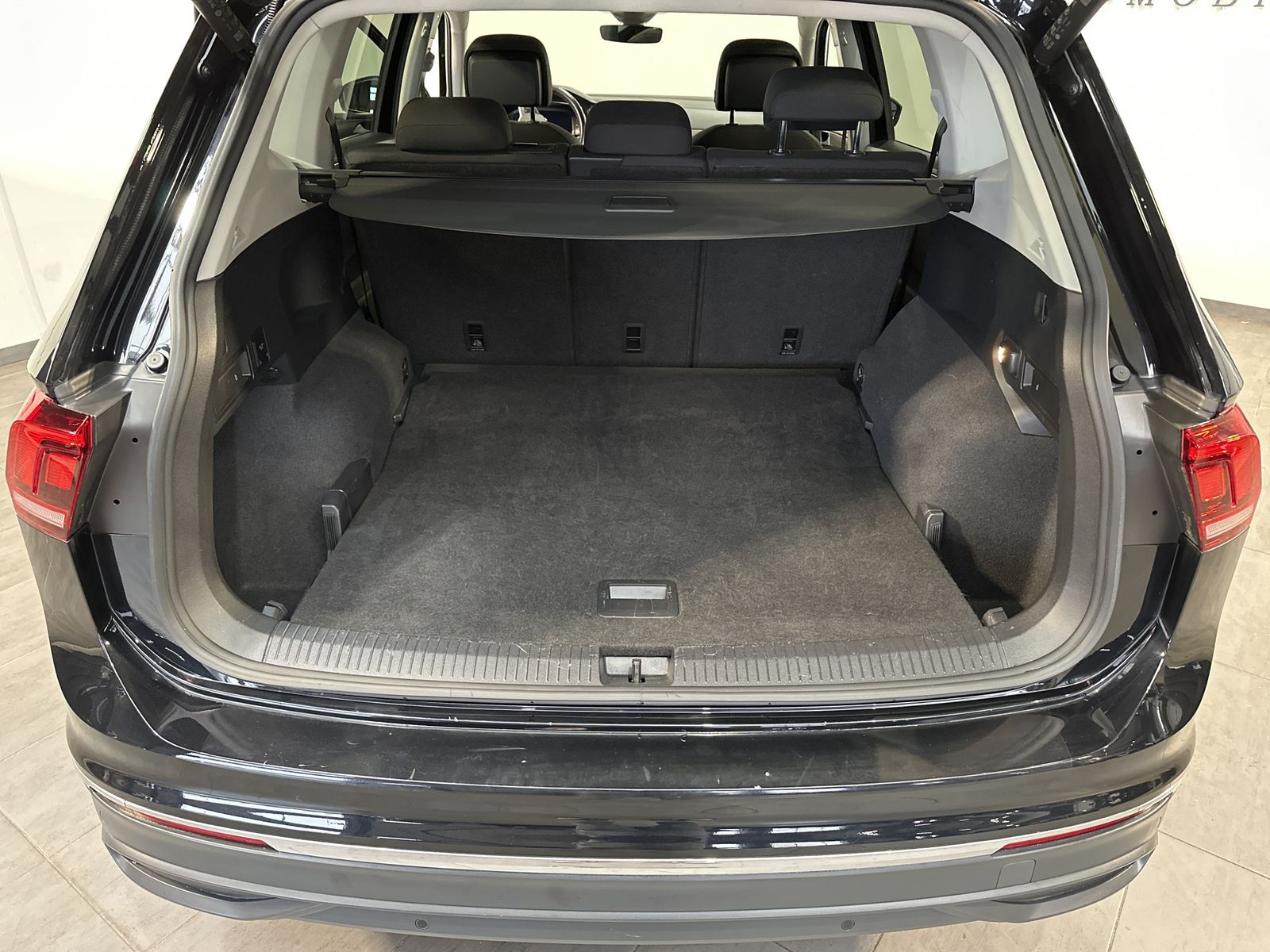 Fahrzeugabbildung Volkswagen Tiguan Allspace 2.0 TDI DSG Life NAV+LED+ACC+HUD