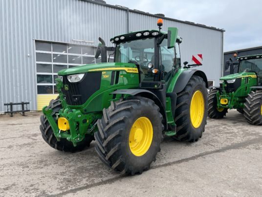 John Deere 6R195 / R 195