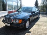 Mercedes-Benz 300 E W124+Klima+Guter Zustand 5-Gang - Mercedes-Benz 300: W124 300e