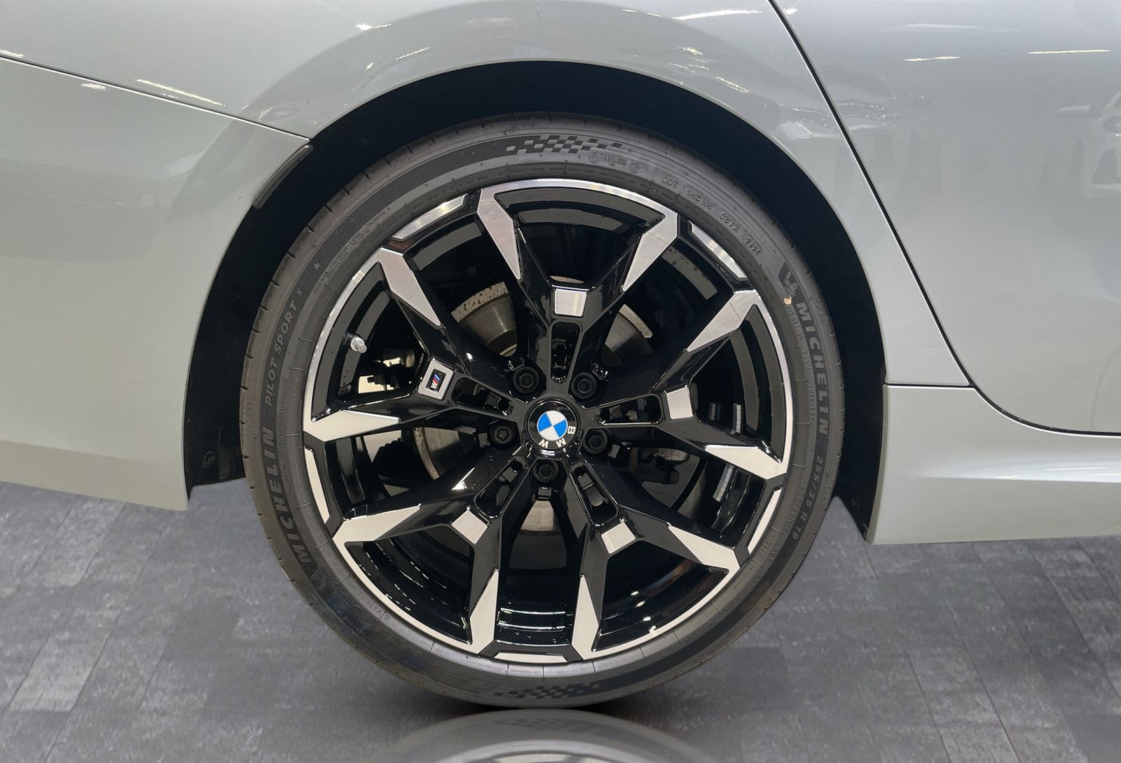 BMW 320 - Bild 14