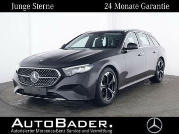 Mercedes E 220 - 1