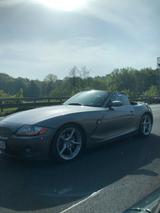 BMW Z4 3.0i - Liebhaberfahrzeug - BMW Z4 aus 2004: Roadster