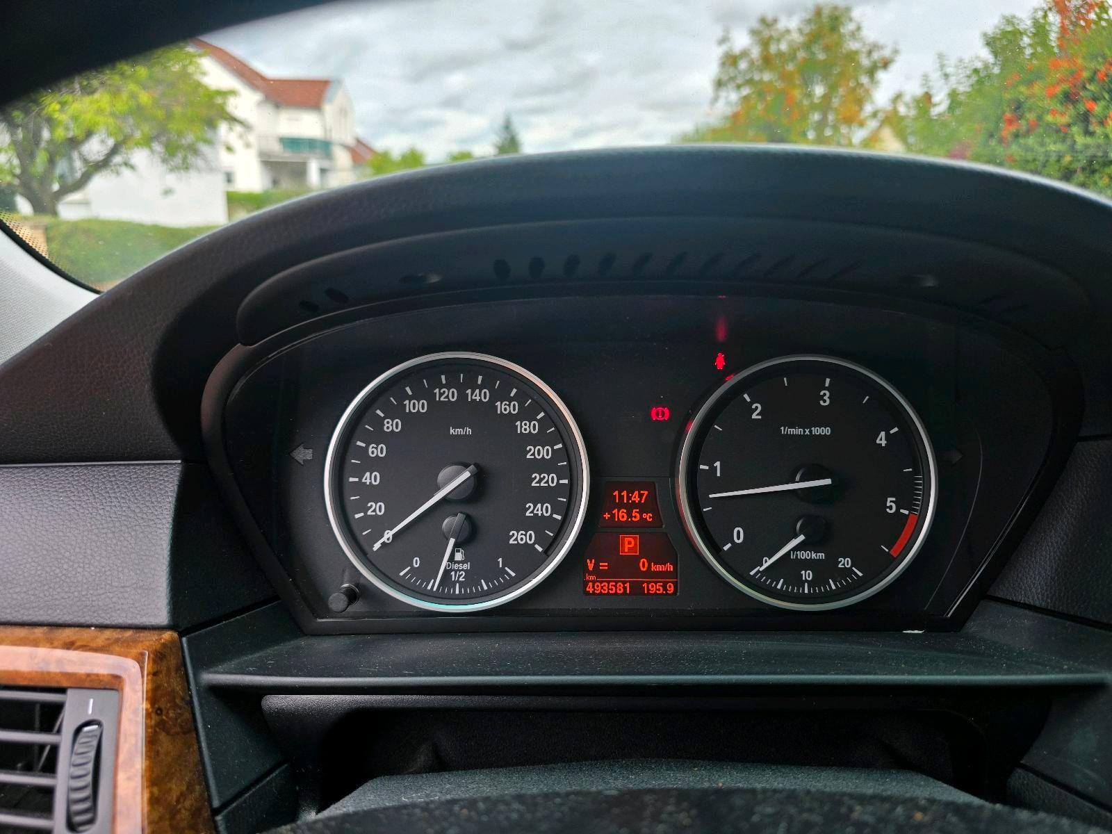 BMW 525 2008 — photo 9