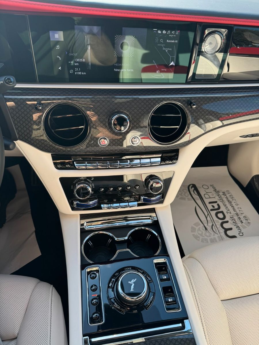 Rolls-Royce Ghost Black Badge foto 14