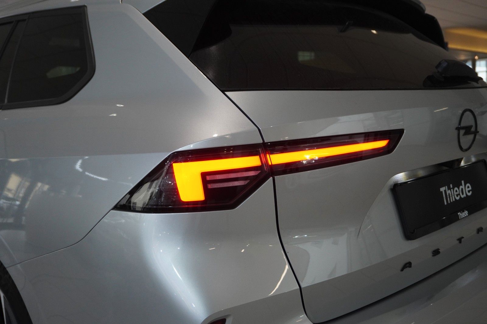 Fahrzeugabbildung Opel Astra L ST 1.5D ULTIMATE NAVI/LED/360°/PANO./DAB