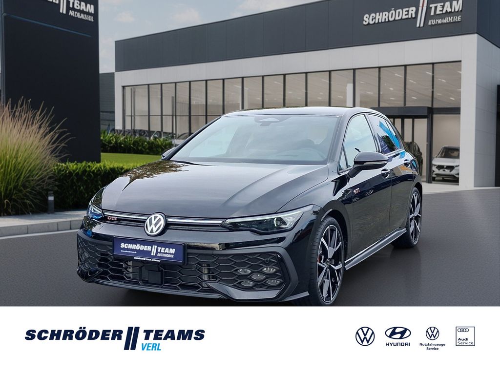 Golf VIII 2,0 l TSI DSG GTI Black Style sofort l