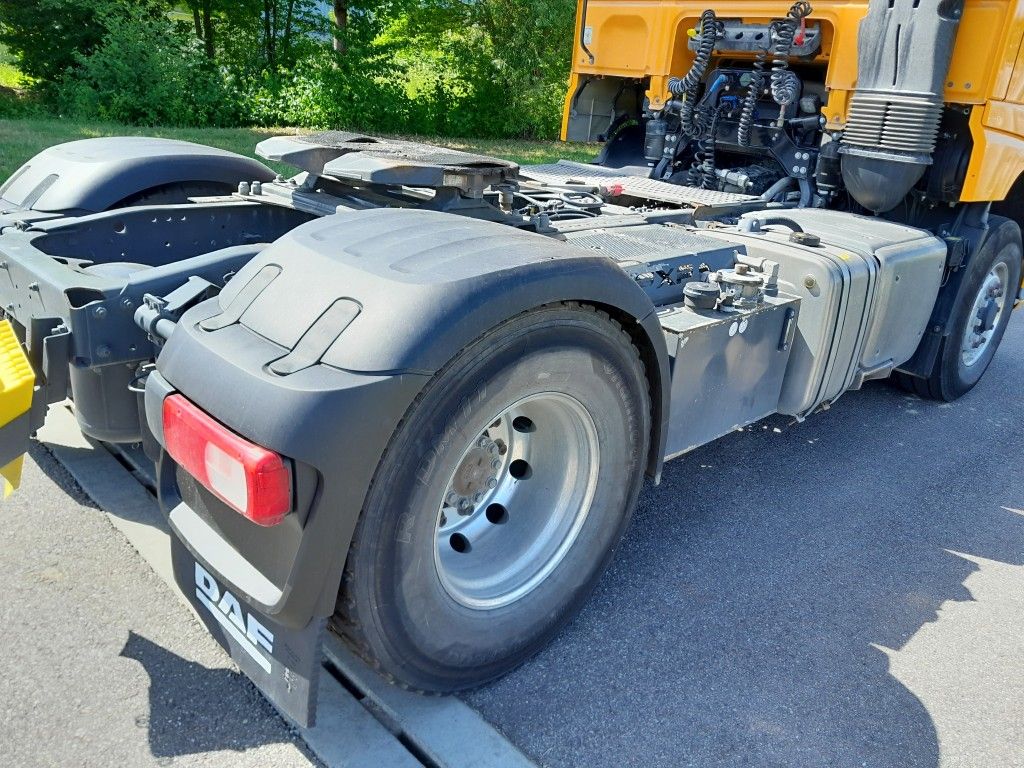 Fahrzeugabbildung DAF FT XF 530 SC PXP, 4x4, Kipphydraulik