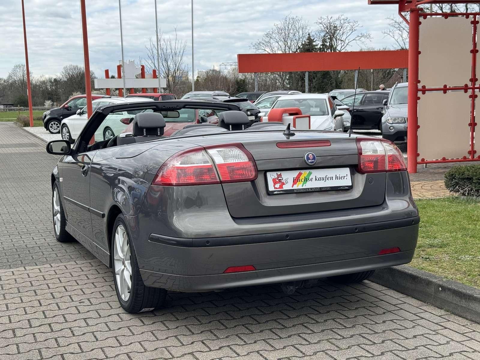Fahrzeugabbildung Saab 9-3 1.9 Cabrio Automatik/StandHz/Leder/Navi/A...