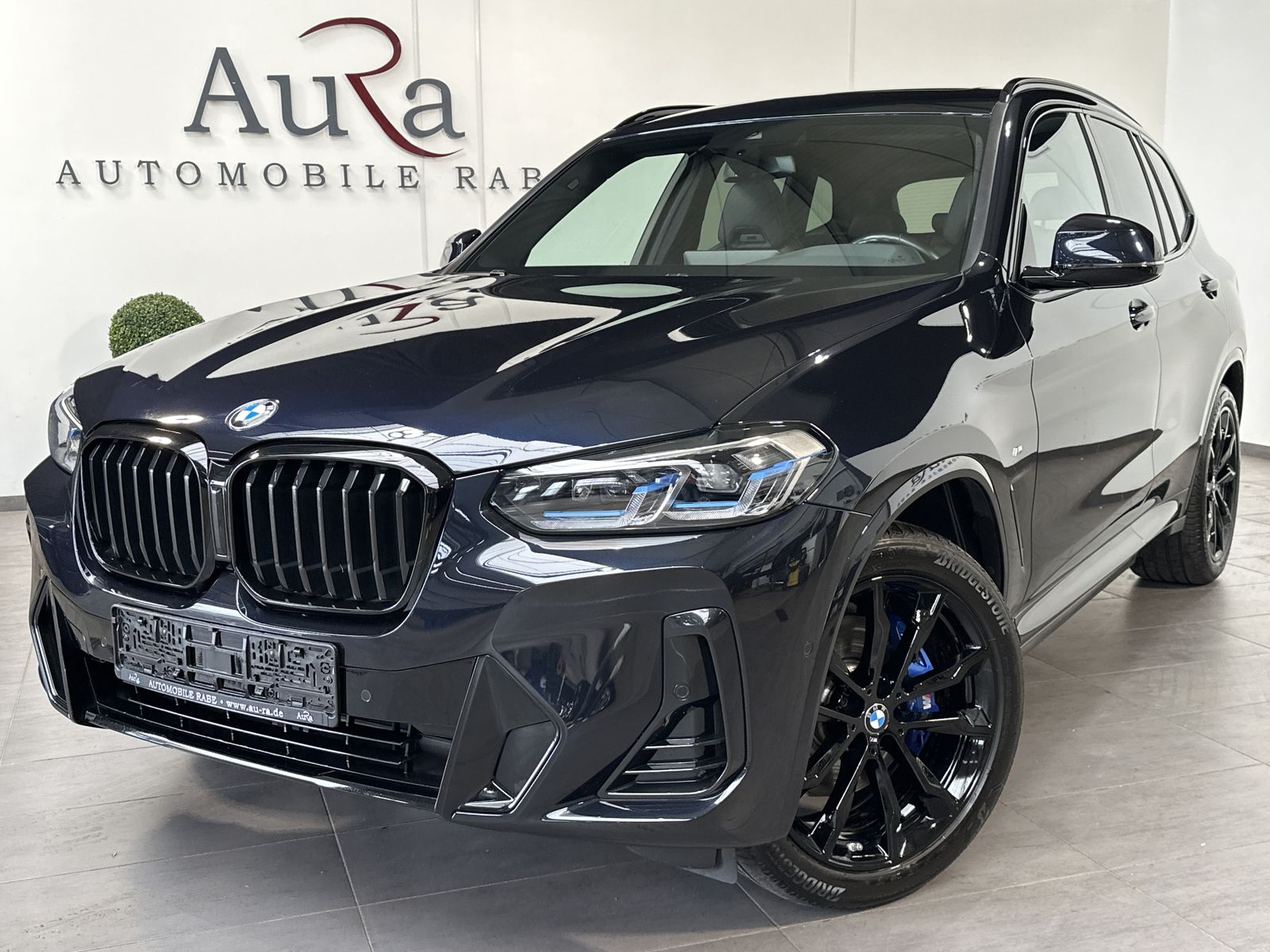 Fahrzeugabbildung BMW X3 xDrive20d M-Sport NAV+LASER+PANO+HUD+20ZO+KAM