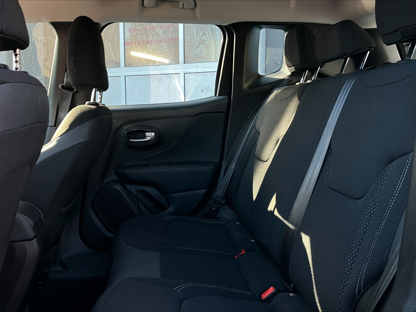 Jeep Renegade - Bild 13
