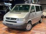 Volkswagen T4 CARAVELLE 2.5TDI 8SITZE KLIMAAUT+STANDHZG 1HD - Volkswagen T4 mit Diesel-Antrieb: Kleinbus, 9 Sitzer