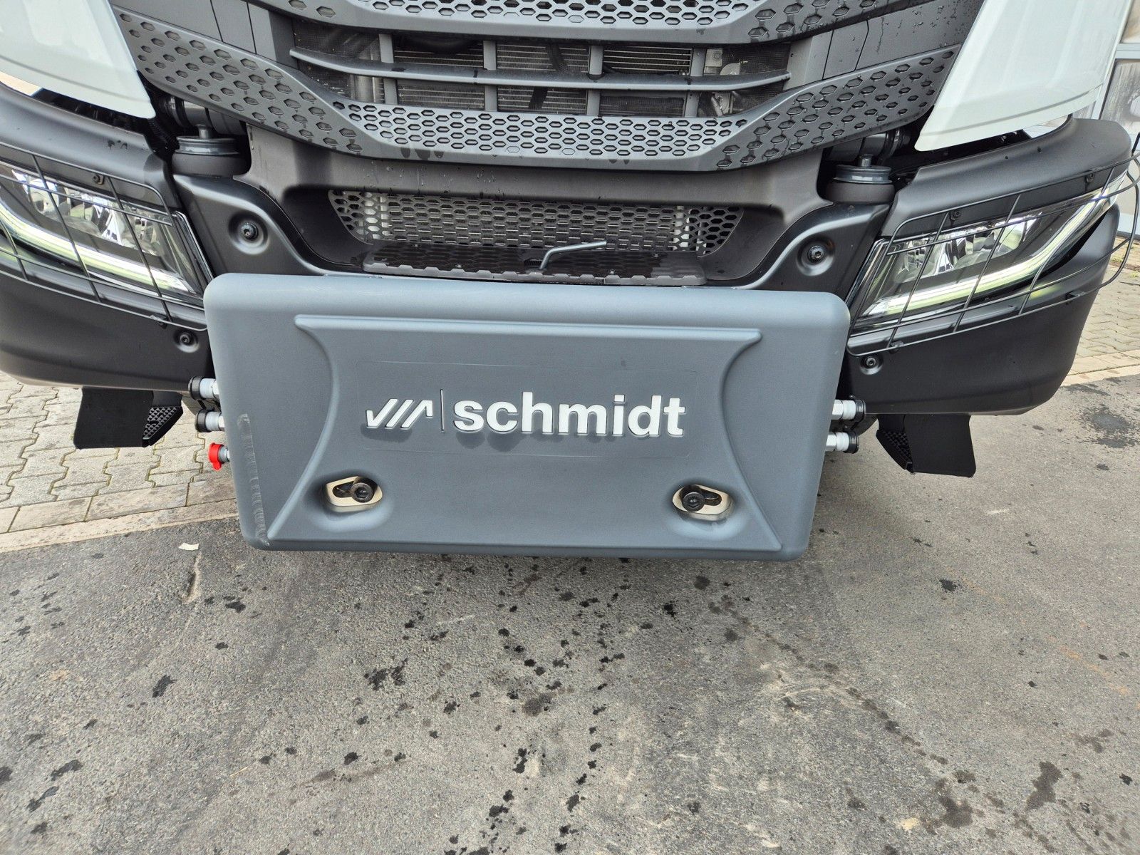 Fahrzeugabbildung Iveco X-Way AT300X48Z/P HR OFF 6x4 Hiab Winterdienst