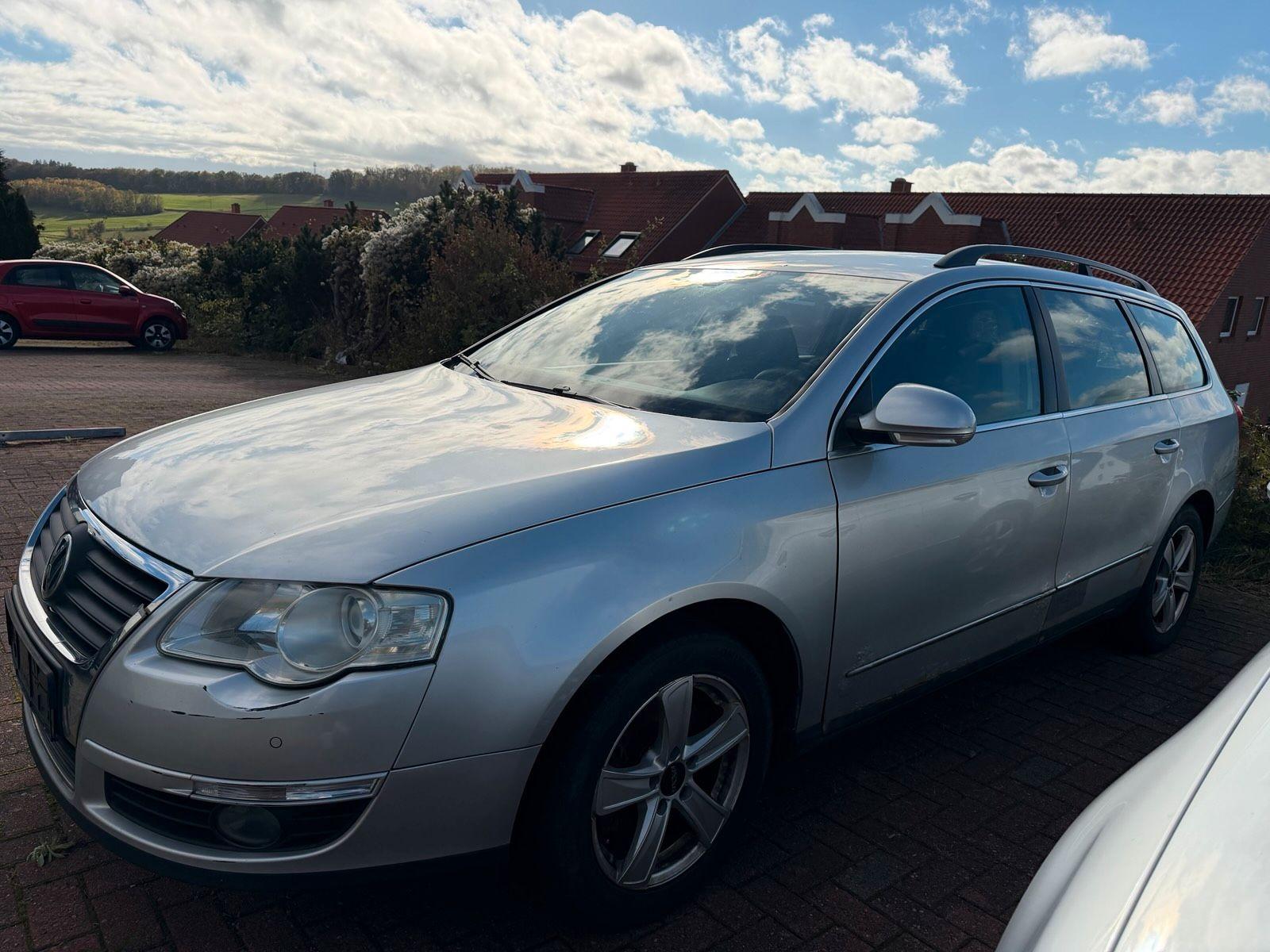 Volkswagen Passat 2008 — rear view