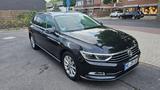 Volkswagen Passat 2.0 TDI SCR Highline - VW Passat Gebrauchtwagen in Düsseldorf