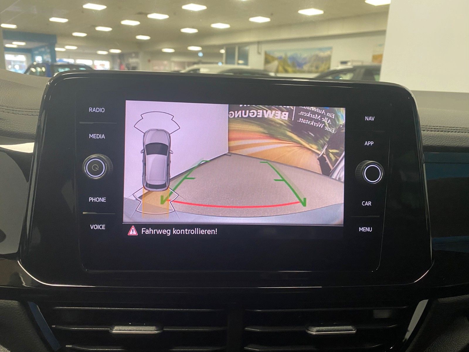 Fahrzeugabbildung Volkswagen T-Roc 1.5 TSI DSG Style+NAVI+MATRIX+Black Style+