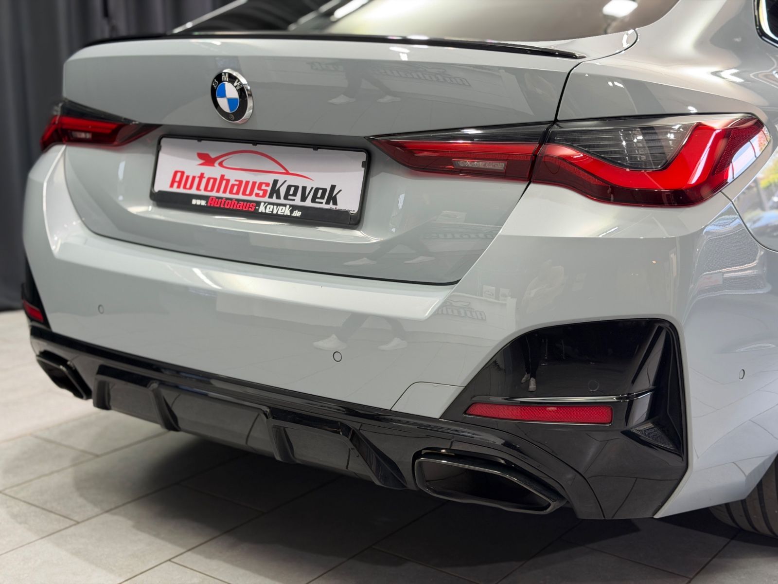 Fahrzeugabbildung BMW M440i Gran Coupe M-PAKET PRO|H&K|1.HAND